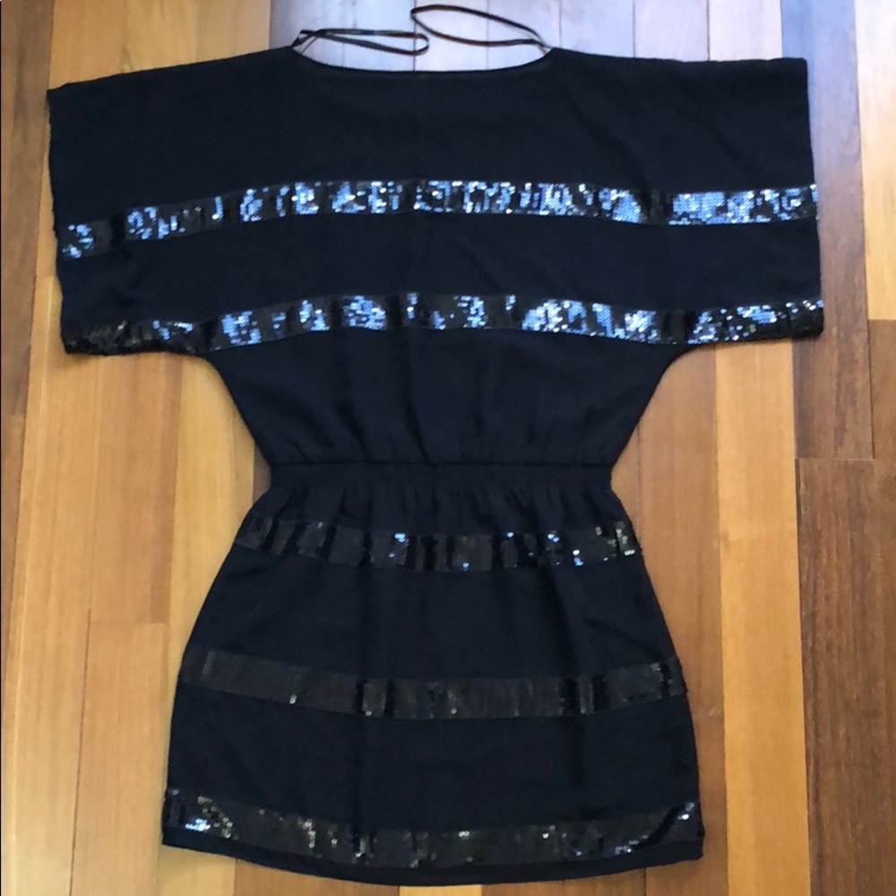 Jessica Simpson 100% Polyester - Picture 2 of 2